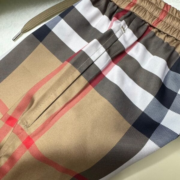 BURBERRY PANTALONCINO - Image 8