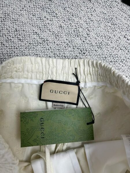 GUCCI PANTALONCINO CREMA - Image 2
