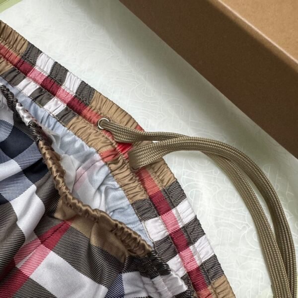BURBERRY PANTALONCINO - Image 6