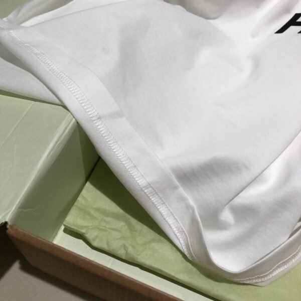 BURBERRY T SHIRT BIANCA - Image 4