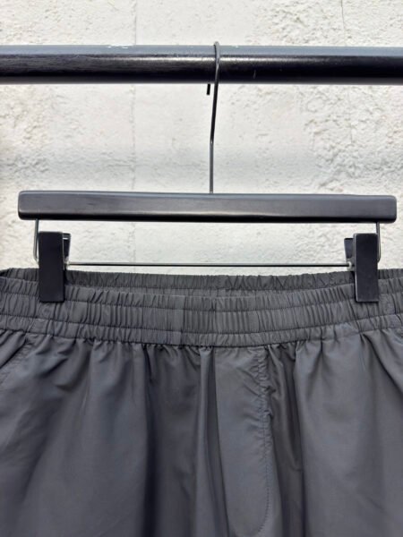 GUCCI PANTALONCINO - Image 4