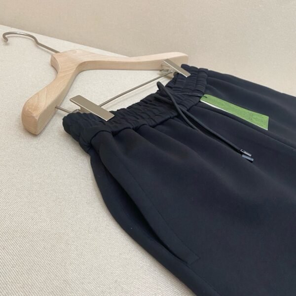 GUCCI PANTALONCINO NERO - Image 4