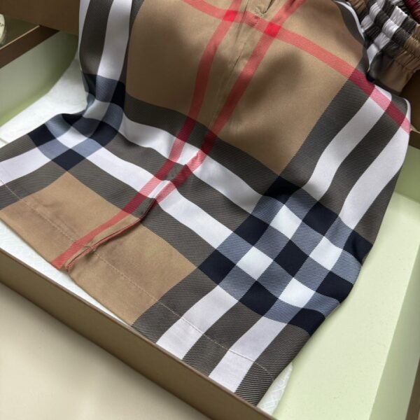 BURBERRY PANTALONCINO - Image 2