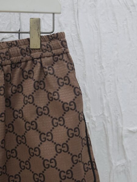 GUCCI PANTALONCINO MARRONE - Image 3