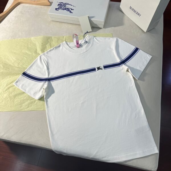 BURBERRY T SHIRT BIANCA - Image 2