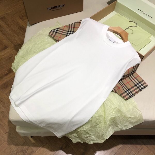 BURBERRY T SHIRT BIANCA - Image 3