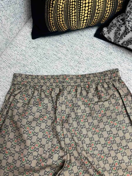 GUCCI PANTALONCINO MARRONE - Image 2