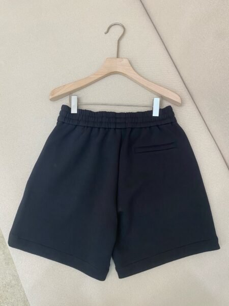 GUCCI PANTALONCINO NERO - Image 9