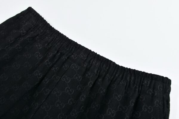 GUCCI PANTALONCINO NERO - Image 2