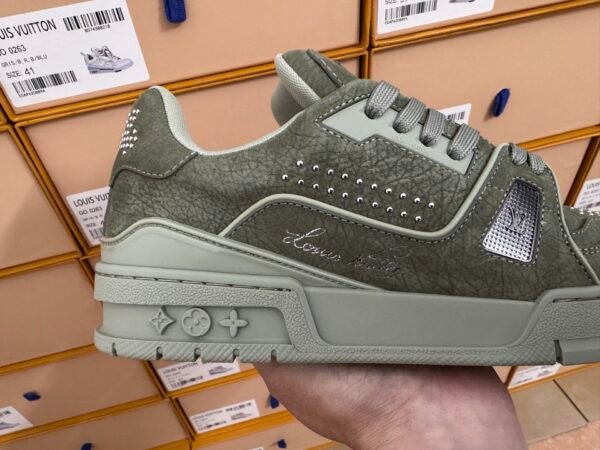 LV TRAINERS - Image 3