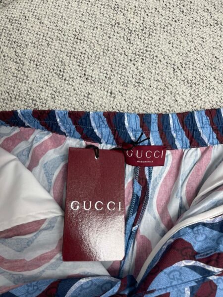 GUCCI PANTALONCINO CELESTE E BORDEAUX - Image 5