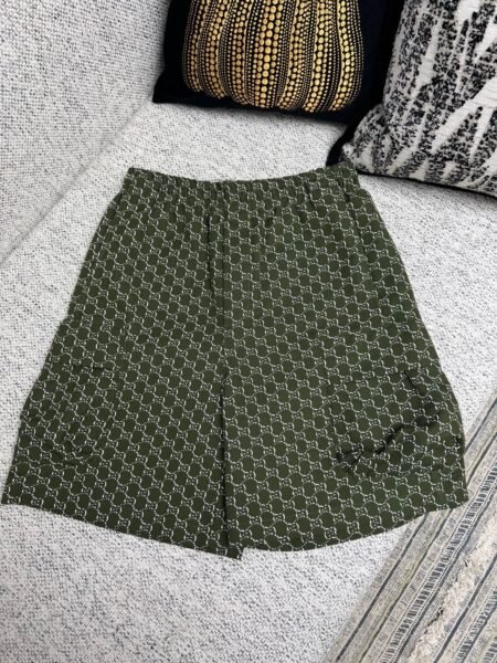 GUCCI PANTALONCINO VERDE - Image 3