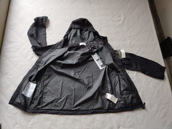 STONE ISLAND GIUBBINO 43831 SKIN TOUCH PACKABLE NERO - Image 3