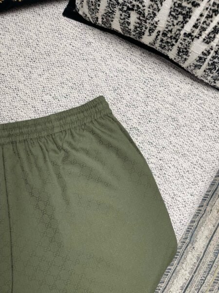 GUCCI PANTALONCINO VERDE - Image 4