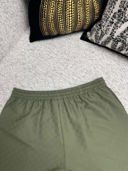 GUCCI PANTALONCINO VERDE - Image 8