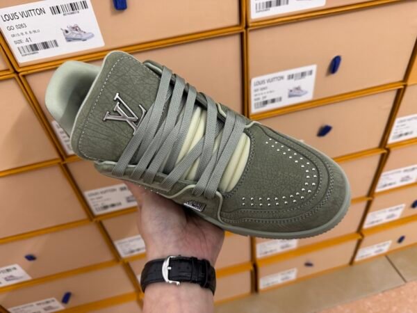 LV TRAINERS - Image 4
