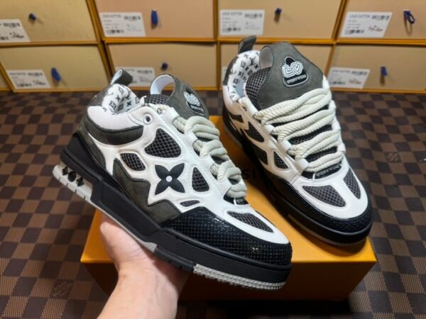 LV SKATE NERE SCAMOSCIATE - Image 4