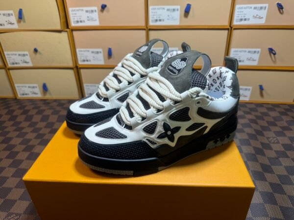 LV SKATE NERE SCAMOSCIATE - Image 6