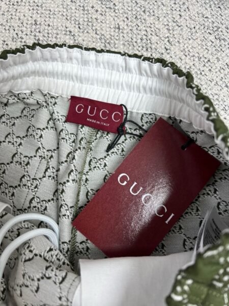 GUCCI PANTALONCINO VERDE - Image 9