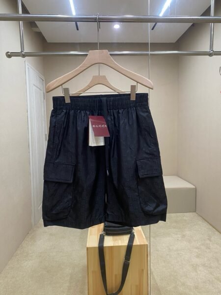 GUCCI PANTALONCINO NERO - Image 9