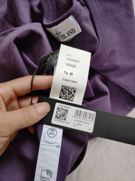 STONE ISLAND T SHIRT 20444 OVERSIZE FIT RICAMATA VIOLA - Image 4