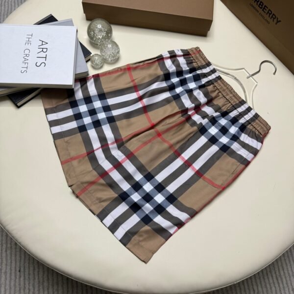 BURBERRY PANTALONCINO - Image 9