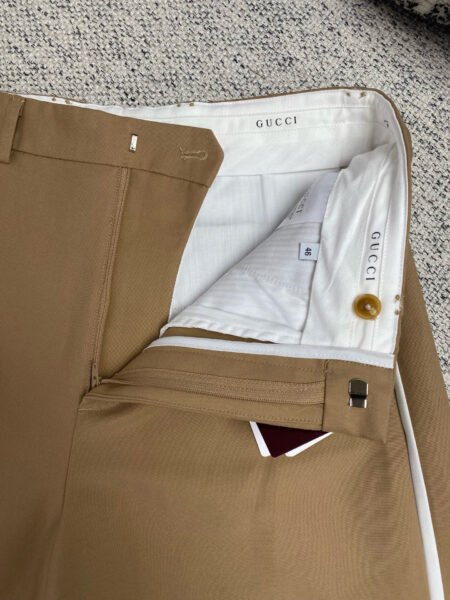 GUCCI PANTALONCINO BEIGE - Image 9