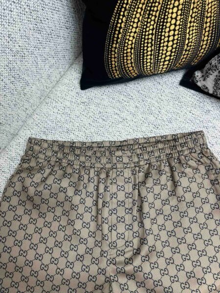 GUCCI PANTALONCINO MARRONE - Image 8