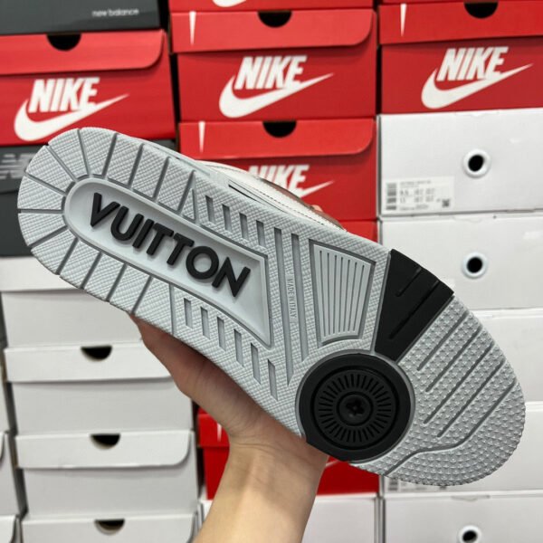 LV SKATE GRIGIE - Image 16