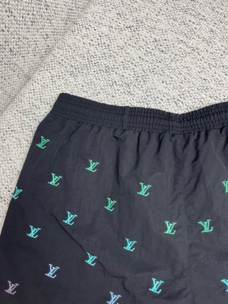 LOUIS VUITTON PANTALONCINO NERO - Image 5