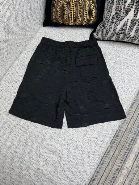 LOUIS VUITTON PANTALONCINO NERO - Image 2
