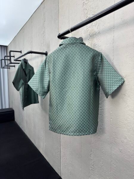 LOUIS VUITTON CAMICIA VERDE - Image 2
