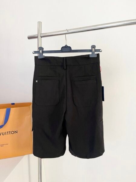 LOUIS VUITTON PANTALONCINO NERO - Image 4