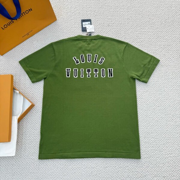 LOUIS VUITTON T SHIRT VERDE - Image 8