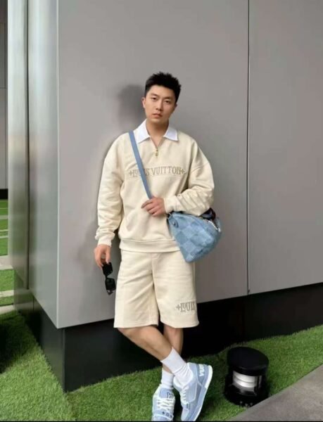 LOUIS VUITTON PANTALONCINO CREMA - Image 3