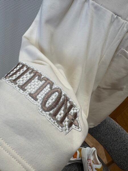 LOUIS VUITTON PANTALONCINO CREMA - Image 4