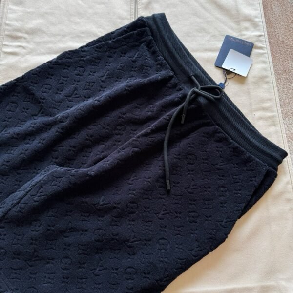 LOUIS VUITTON PANTALONCINO NERO - Image 6