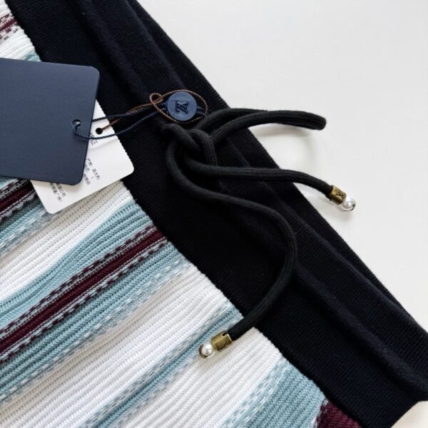 LOUIS VUITTON PANTALONCINO CELESTE E BIANCO - Image 6