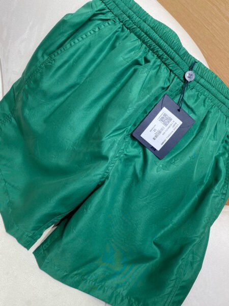 LOUIS VUITTON PANTALONCINO VERDE - Image 2
