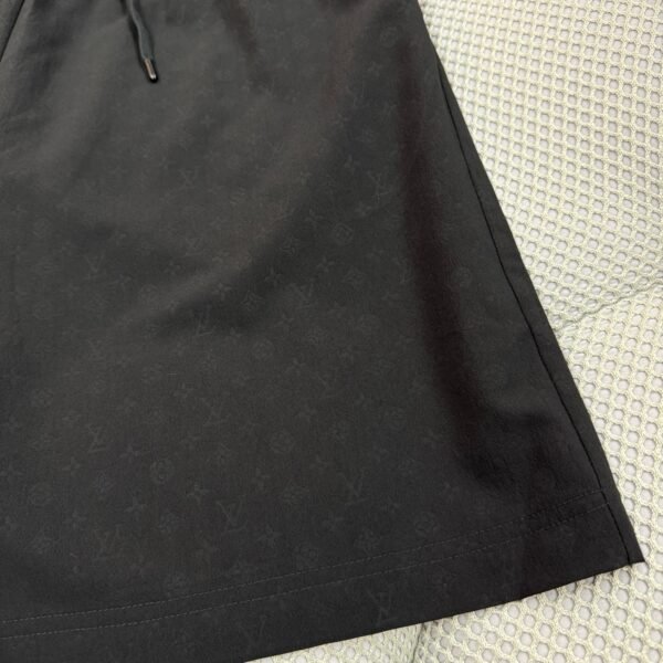 LOUIS VUITTON PANTALONCINO NERO - Image 7