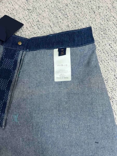 LOUIS VUITTON PANTALONCINO COLOR JEANS - Image 7