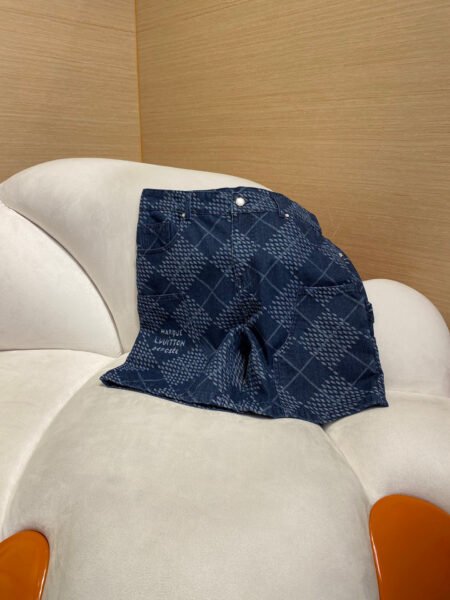 LOUIS VUITTON PANTALONCINO JEANS BLU - Image 7