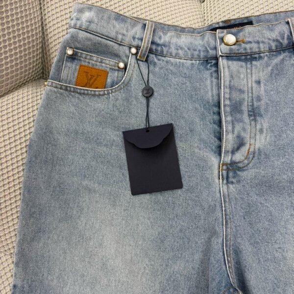 LOUIS VUITTON PANTALONCINO COLOR JEANS - Image 4