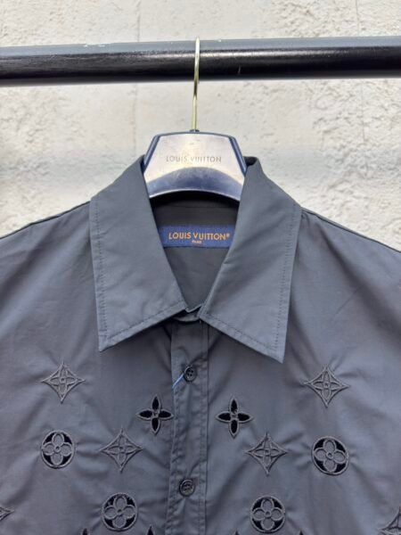 LOUIS VUITTON CAMICIA NERA - Image 4
