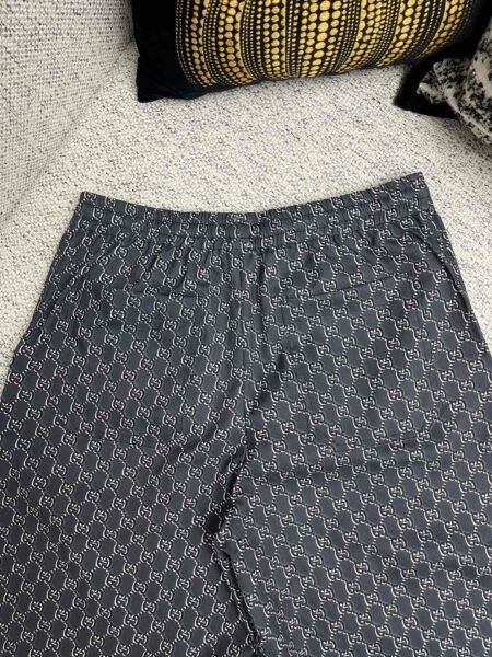 GUCCI PANTALONCINO NERO - Image 4