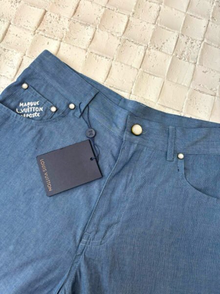 LOUIS VUITTON PANTALONCINO CELESTE - Image 2