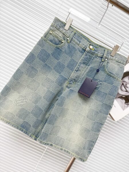 LOUIS VUITTON PANTALONCINO JEANS CHIARO - Image 11