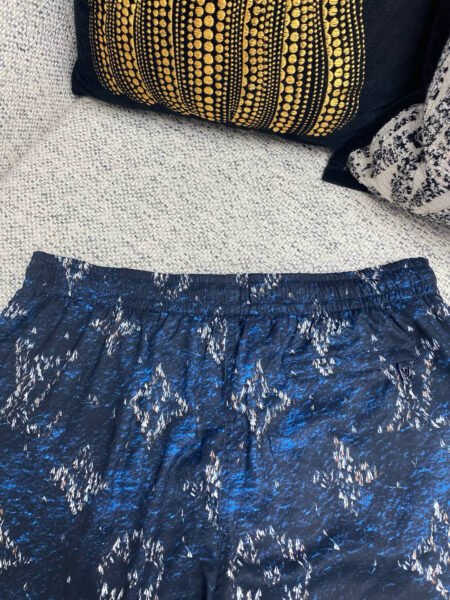 LOUIS VUITTON PANTALONCINO COLOR BLU - Image 5