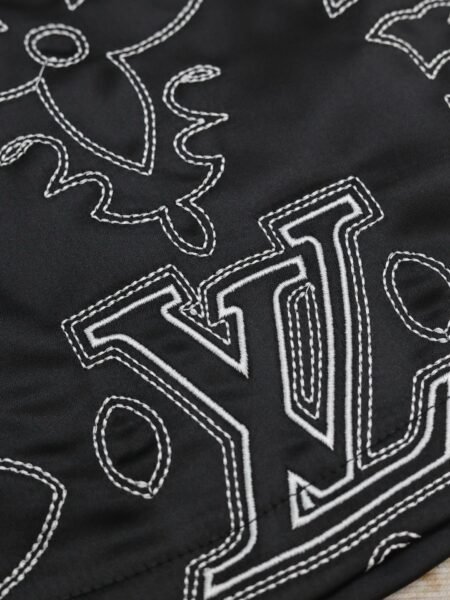 LOUIS VUITTON PANTALONCINO NERO - Image 5