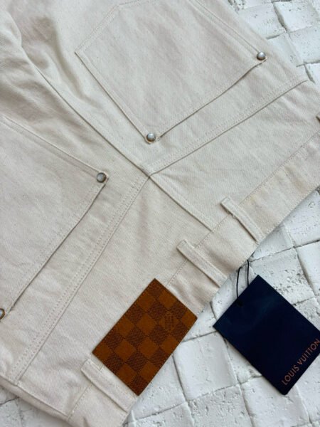 LOUIS VUITTON PANTALONCINO CREMA - Image 4